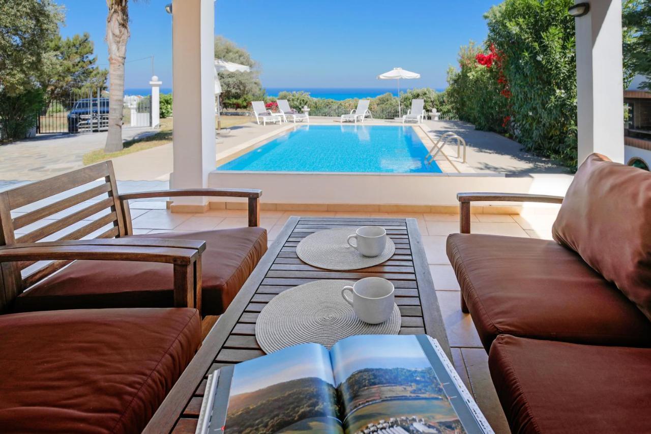 Villa Amberblue Kalathos Eksteriør billede
